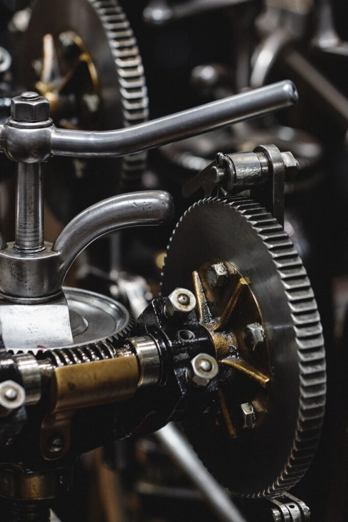 Gear detail of the paddle steamboat engine